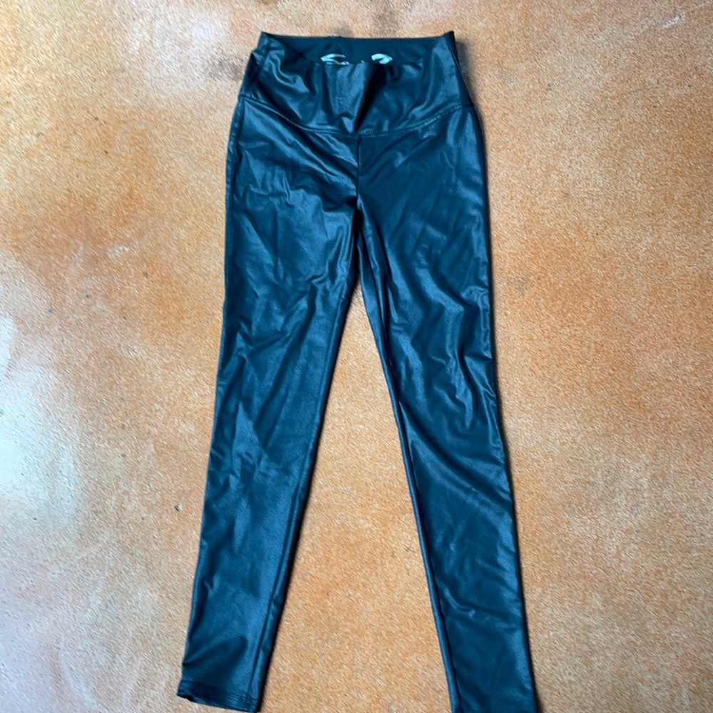 Seven7 leather look leggings